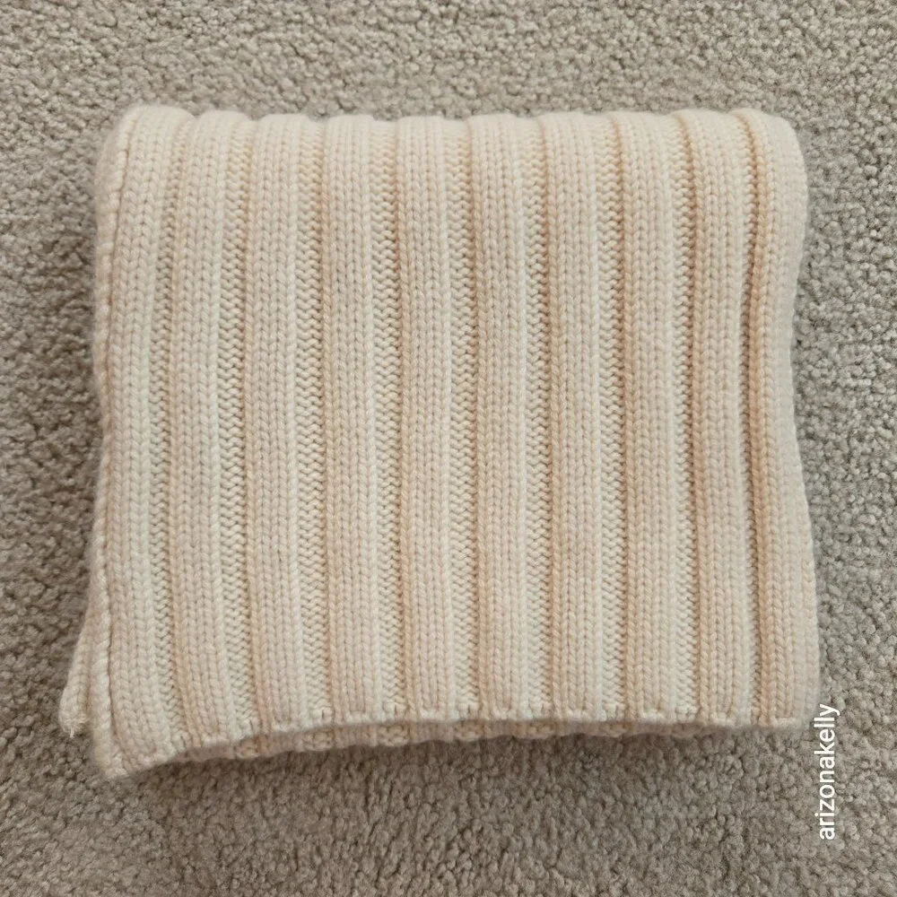 Johnstons Cashmere Scarf Ribbed Thick Ivory